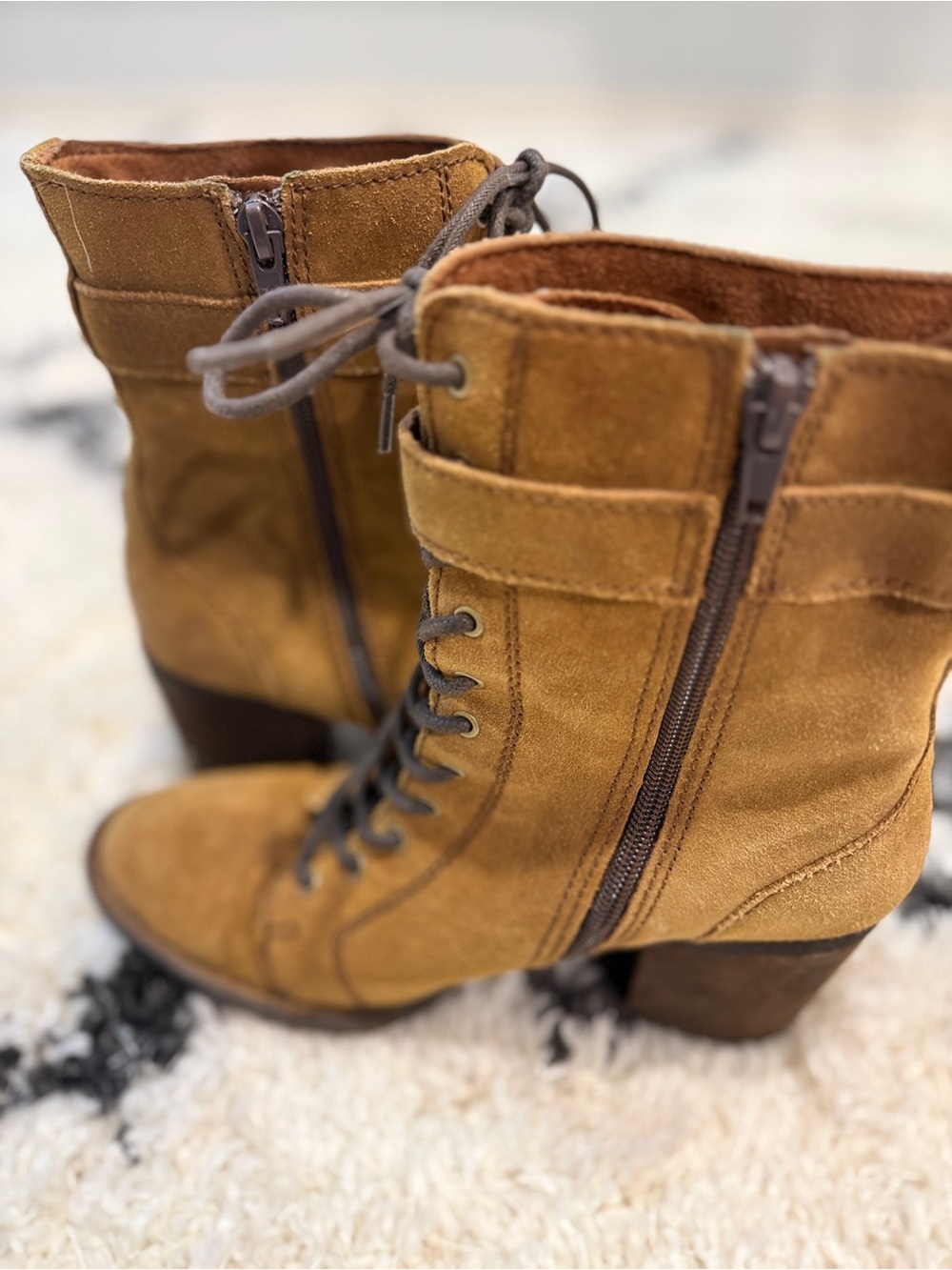 Børn Cass Distressed Suede Block Heel Lace Up Buckle Ankle Boots 8 - Picture 9 of 14